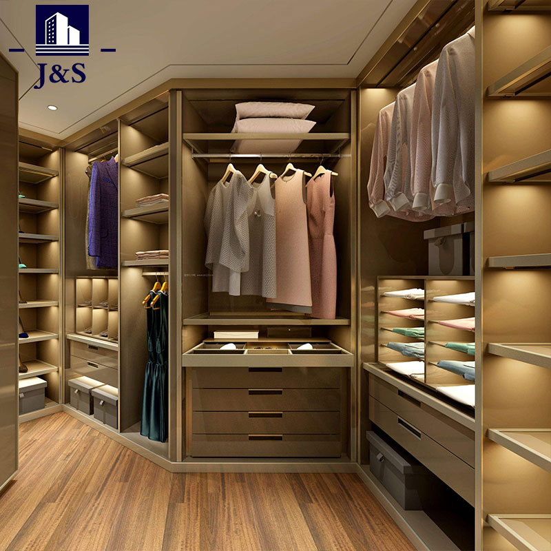 Grande design de closet para quarto principal